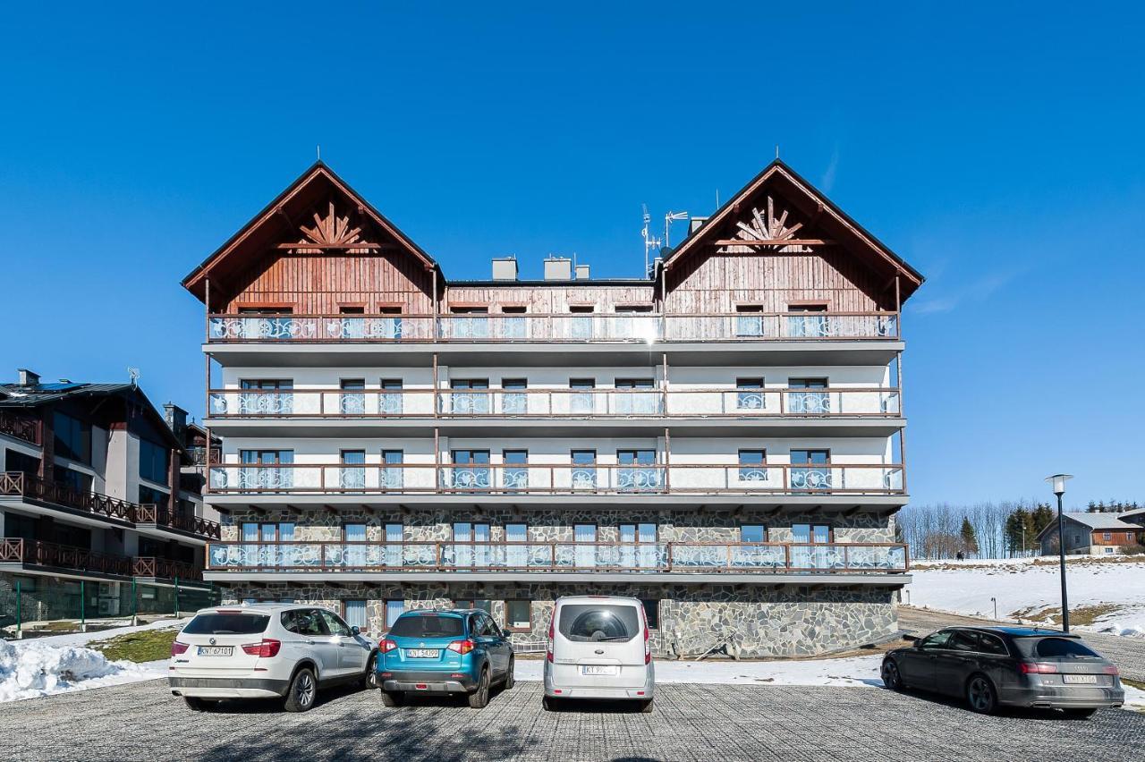 Esti Apartament Nad Jeziorem Czorsztynskim Ngoại thất bức ảnh